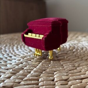Gifts For Her 🎁💍Wine Velvet Christmas Grand Piano Ring Box